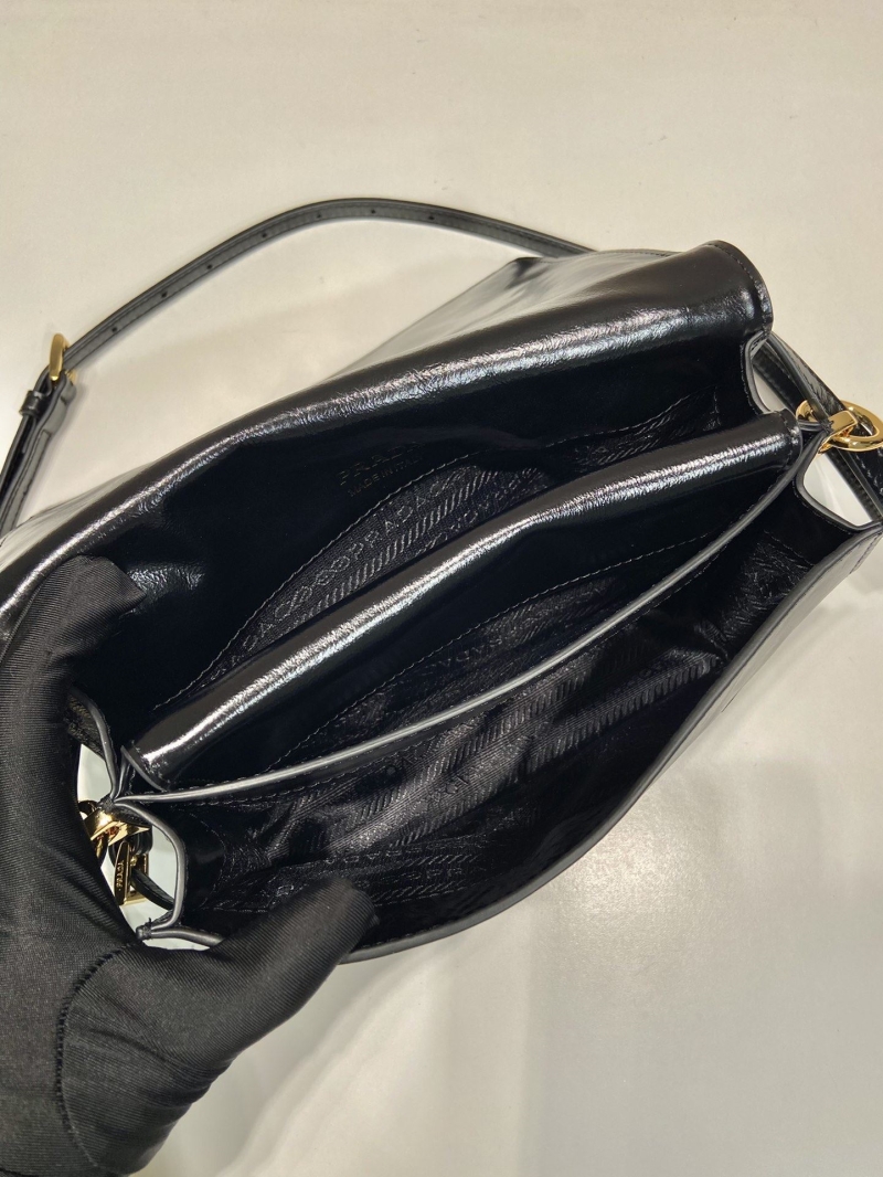 Pra*a satchel bags
